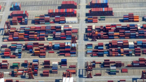 推荐配资股票 上海：围绕制造业发展规划建设工业物流仓储设施，推动物流仓储与制造业融合布局